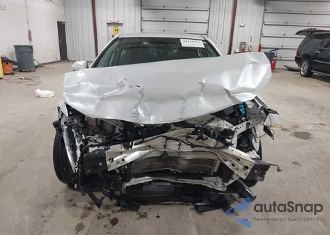 2020 Toyota Camry Xle Hybrid z USA, uszkodzony, nr VIN 4T1F31AK0LU519484